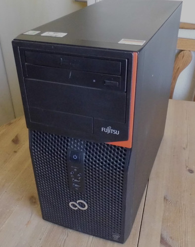 Fujitsu esprimo mt 556 - ,